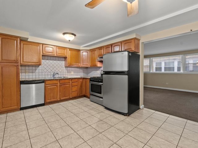 2642 N Harlem Avenue GE, Elmwood Park, IL 60707