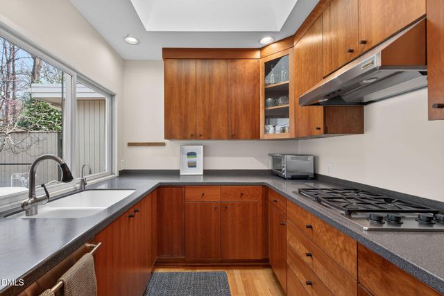 414 Westwood Drive, Chapel Hill, NC 27516