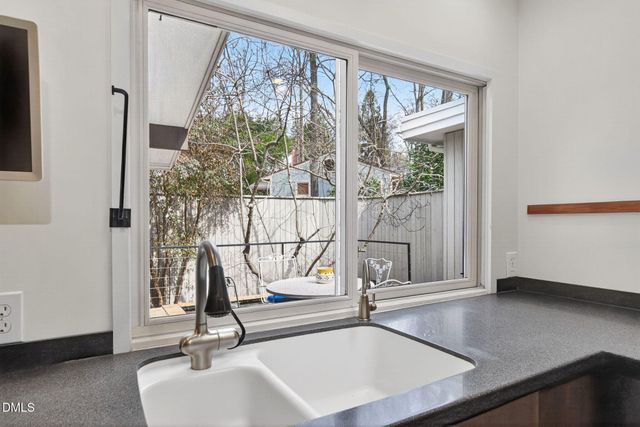 414 Westwood Drive, Chapel Hill, NC 27516