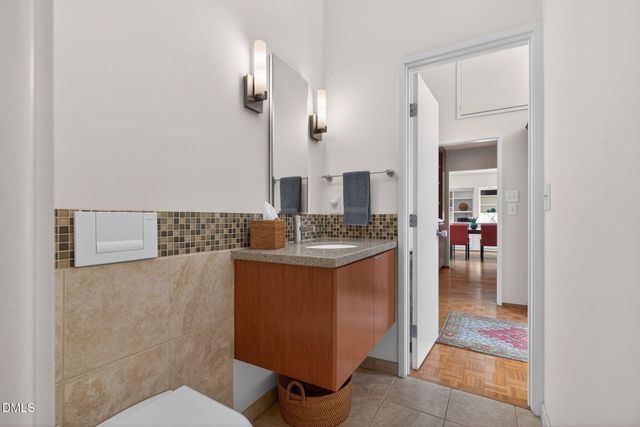 414 Westwood Drive, Chapel Hill, NC 27516