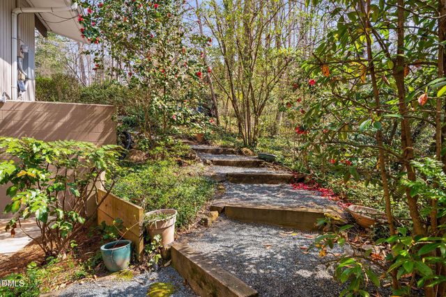 414 Westwood Drive, Chapel Hill, NC 27516