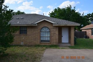 1705 Patricia Street, Arlington, TX 76012