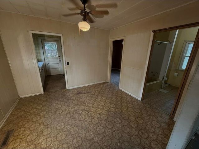 2856 Longstreet Avenue, Wyoming, MI 49509