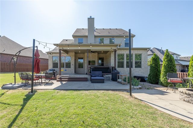 4607 W Buckeye Drive, Rogers, AR 72758