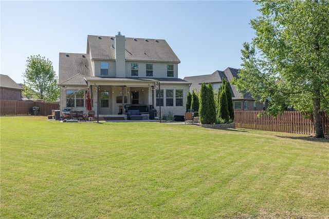 4607 W Buckeye Drive, Rogers, AR 72758