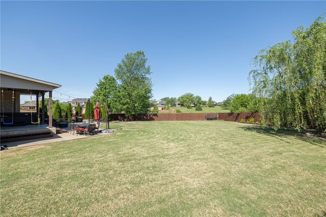 4607 W Buckeye Drive, Rogers, AR 72758
