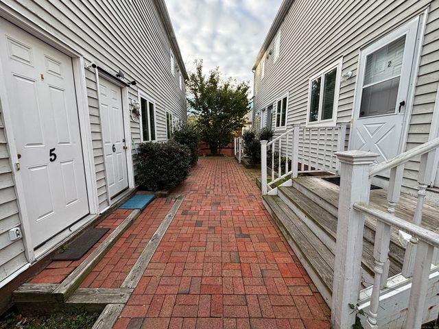 26 Fairfield Avenue 8B, Norwalk, CT 06854