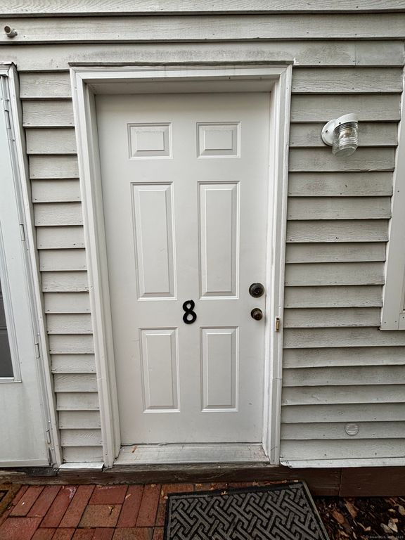 26 Fairfield Avenue 8B, Norwalk, CT 06854