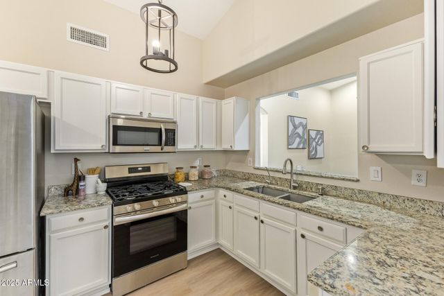 6530 W PRICKLY PEAR Trail, Phoenix, AZ 85083