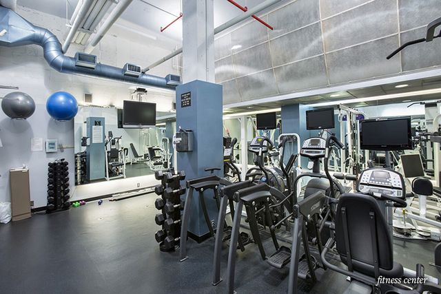 190 E 72ND Street 17AB, New York City, NY 10021