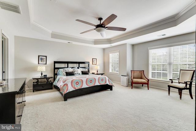 23233 FALLEN HILLS DR, Brambleton, VA 20148