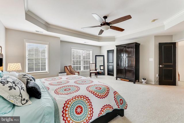 23233 FALLEN HILLS DR, Brambleton, VA 20148