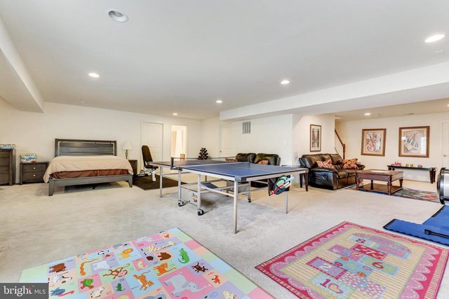 23233 FALLEN HILLS DR, Brambleton, VA 20148