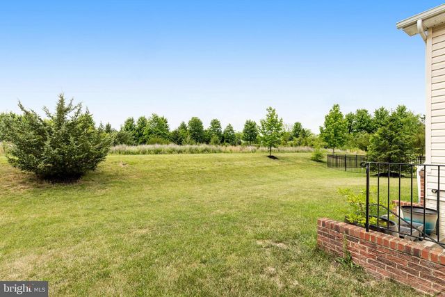 23233 FALLEN HILLS DR, Brambleton, VA 20148