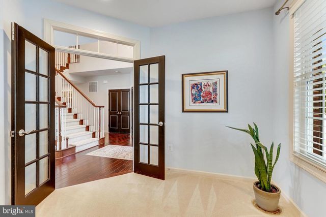 23233 FALLEN HILLS DR, Brambleton, VA 20148