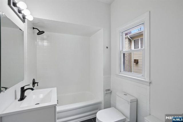 161 Chestnut Street, Leonia, NJ 07605