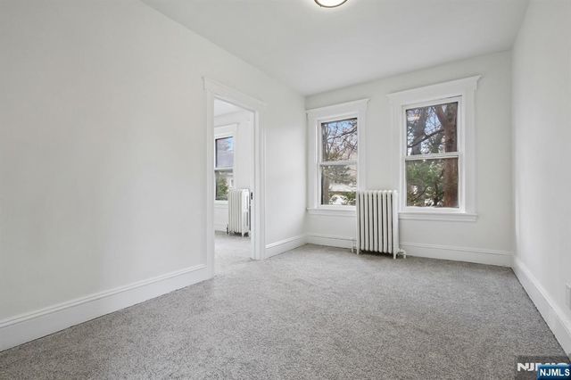 161 Chestnut Street, Leonia, NJ 07605