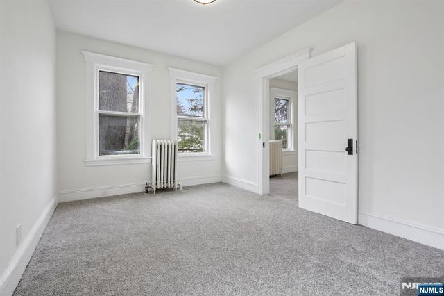 161 Chestnut Street, Leonia, NJ 07605