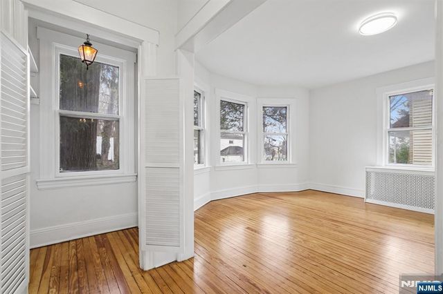 161 Chestnut Street, Leonia, NJ 07605