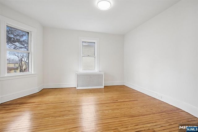 161 Chestnut Street, Leonia, NJ 07605