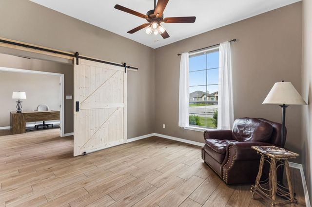812 Eagle Claw CV, Salado, TX 76571