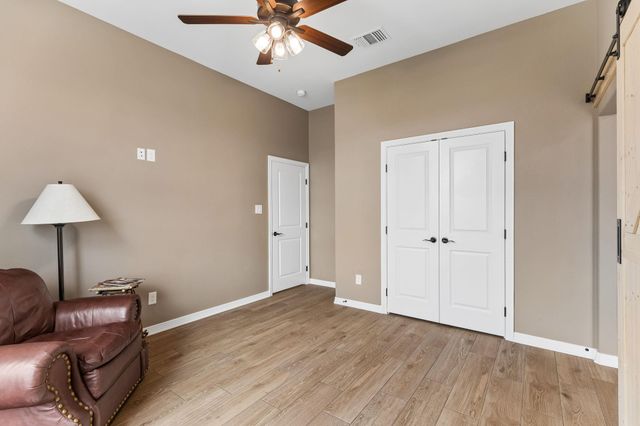 812 Eagle Claw CV, Salado, TX 76571