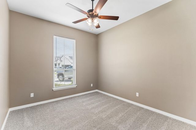 812 Eagle Claw CV, Salado, TX 76571