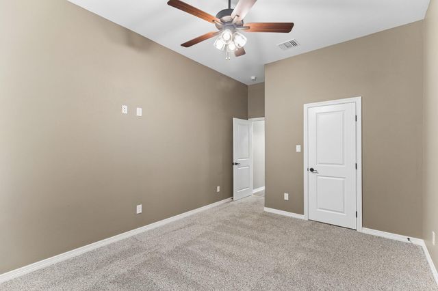 812 Eagle Claw CV, Salado, TX 76571