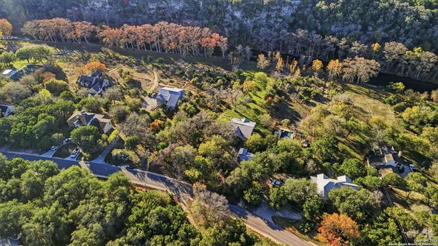 1461 White Water, New Braunfels, TX 78132