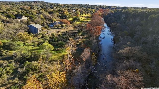 1461 White Water, New Braunfels, TX 78132