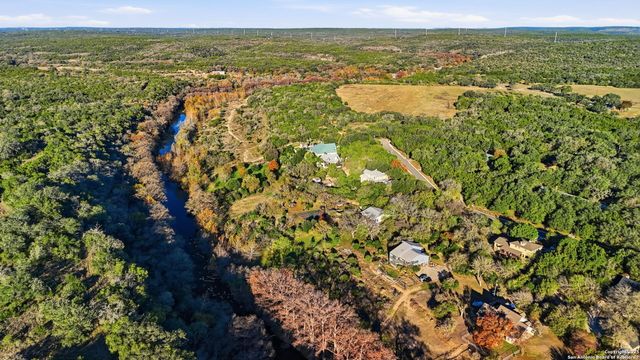 1461 White Water, New Braunfels, TX 78132