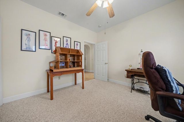 12199 Jackson Pines Dr, Jackson, CA 95642