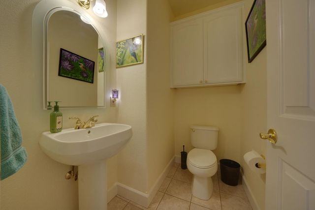 12199 Jackson Pines Dr, Jackson, CA 95642