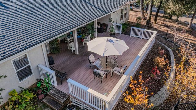 12199 Jackson Pines Dr, Jackson, CA 95642