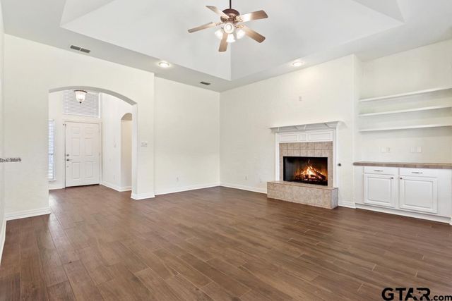 19443 Sara Lane, Flint, TX 75762