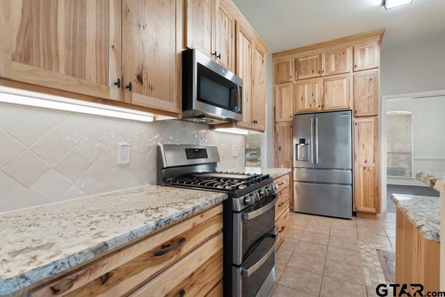 19443 Sara Lane, Flint, TX 75762