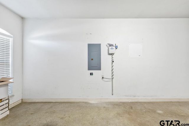 19443 Sara Lane, Flint, TX 75762