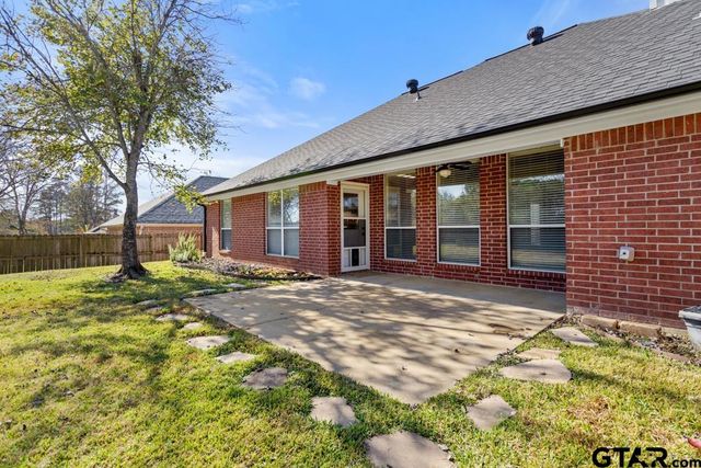 19443 Sara Lane, Flint, TX 75762