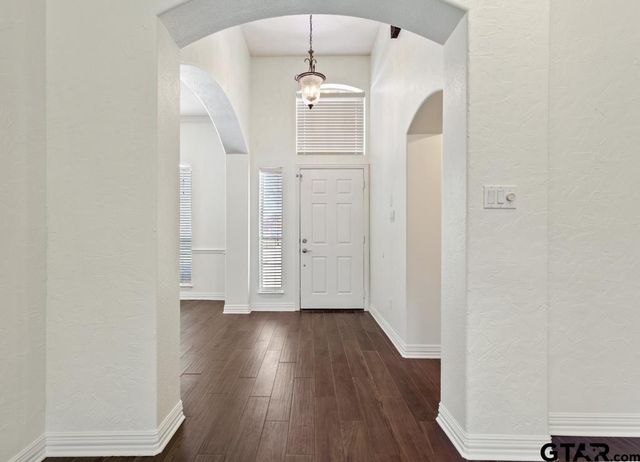 19443 Sara Lane, Flint, TX 75762