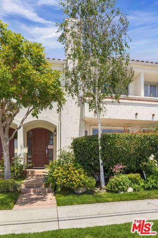 11639 Missouri Avenue, Los Angeles, CA 90025