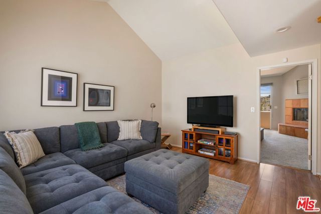 11639 Missouri Avenue, Los Angeles, CA 90025