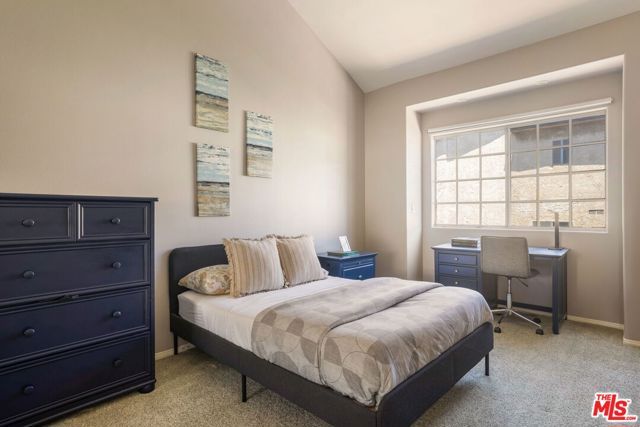 11639 Missouri Avenue, Los Angeles, CA 90025