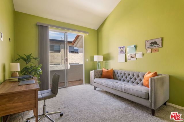 11639 Missouri Avenue, Los Angeles, CA 90025