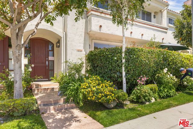 11639 Missouri Avenue, Los Angeles, CA 90025