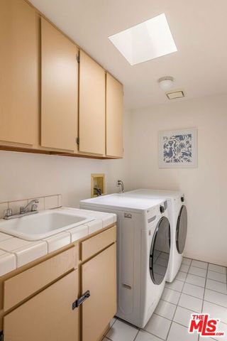 11639 Missouri Avenue, Los Angeles, CA 90025