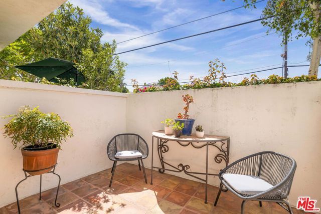 11639 Missouri Avenue, Los Angeles, CA 90025