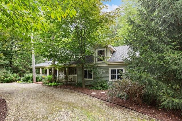 13217 Three Oaks Road, Sawyer, MI 49125