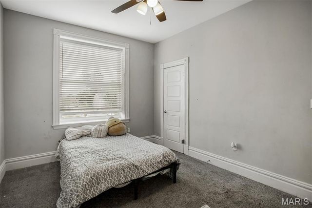 3857 Virginia Avenue, St Louis, MO 63118
