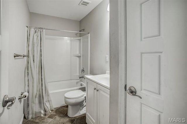 3857 Virginia Avenue, St Louis, MO 63118