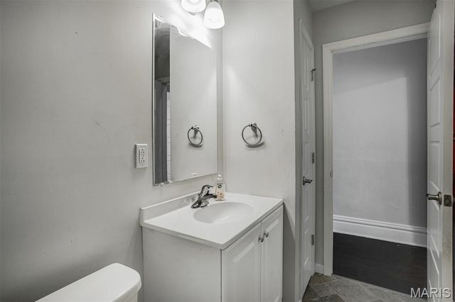 3857 Virginia Avenue, St Louis, MO 63118